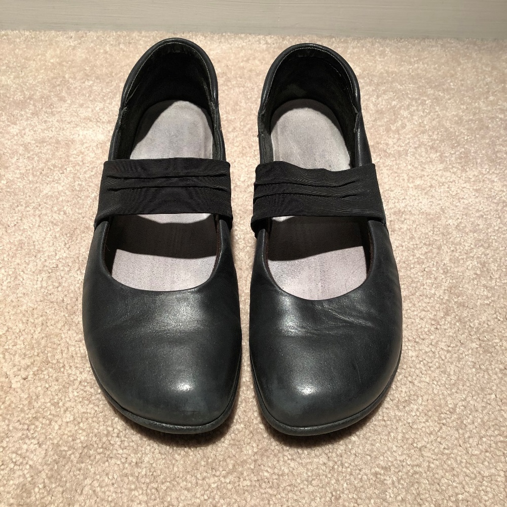 Naot Black Koa